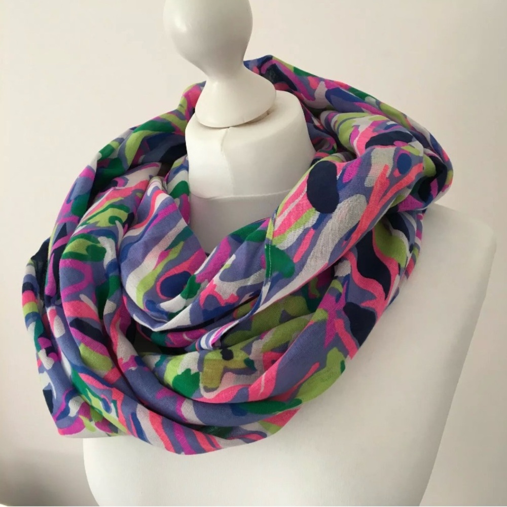 Lilly Pulitzer Havin A Blast Infinity Loop Scarf